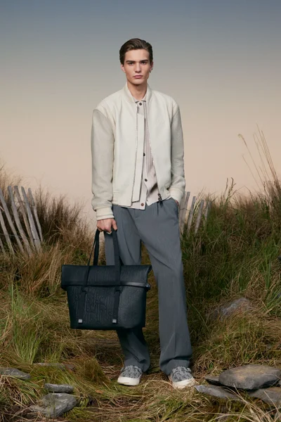 Look 15